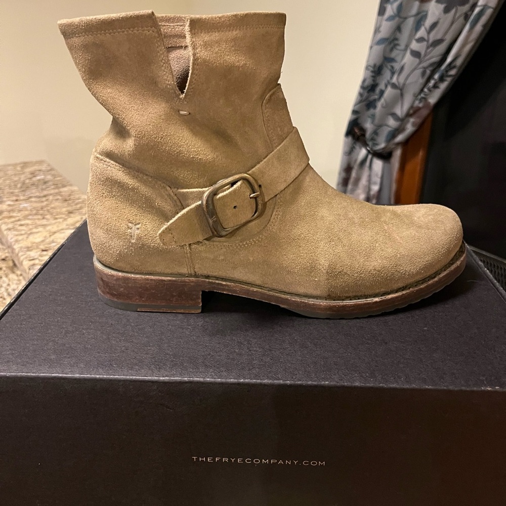 Frye ankle boots, Sage Suede